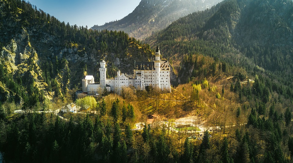 neuschwanstein-castle-2243447_960_720