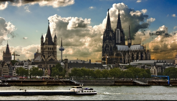 cologne-cathedral-germany-wide_25351100