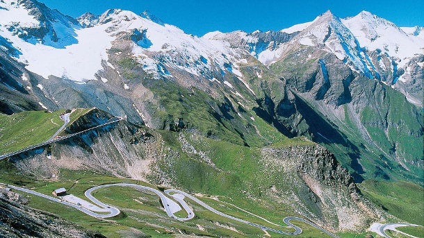 die-grossglockner-hochalpenstrasse-ist-der-klassiker-unter-den-alpenpaessen-